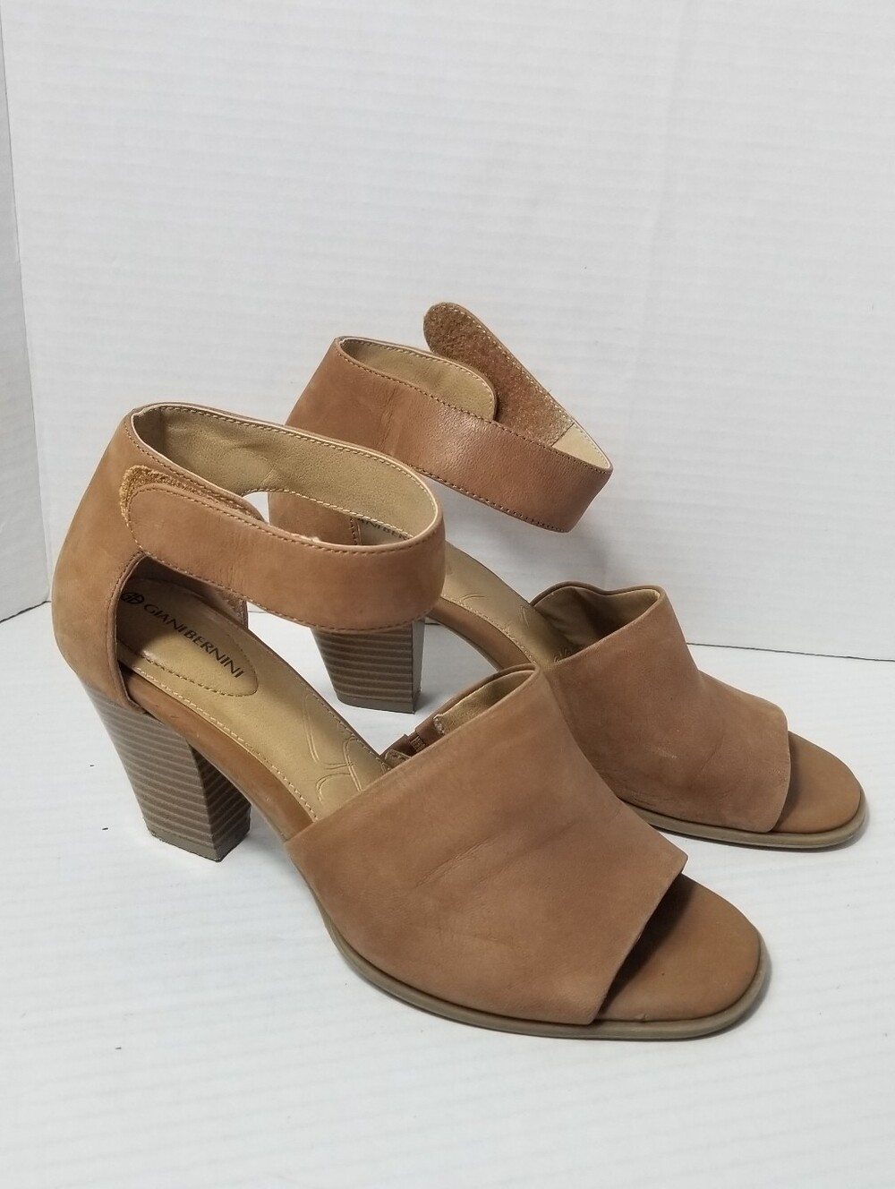GIANI BERNINI WOMEN'S BROWN LEATHER UPPER HEELS SIZE 7